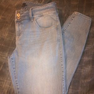 Torrid Jegging Jeans Light Blue 14R.